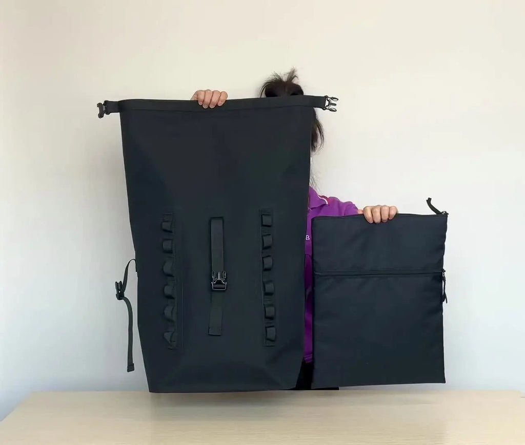 28L WATERPROOF TRAVEL BACKPACK